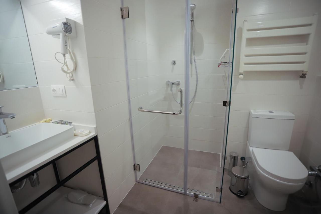 Hotel Sabu Τυφλίδα Εξωτερικό φωτογραφία